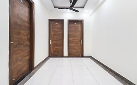 Collection O Green Leaf Residency
